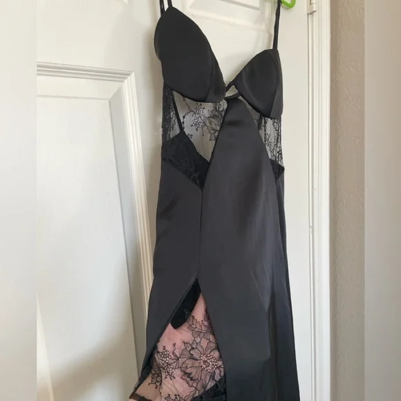 Katie May Black Lace Chemise - Picture 3 of 5